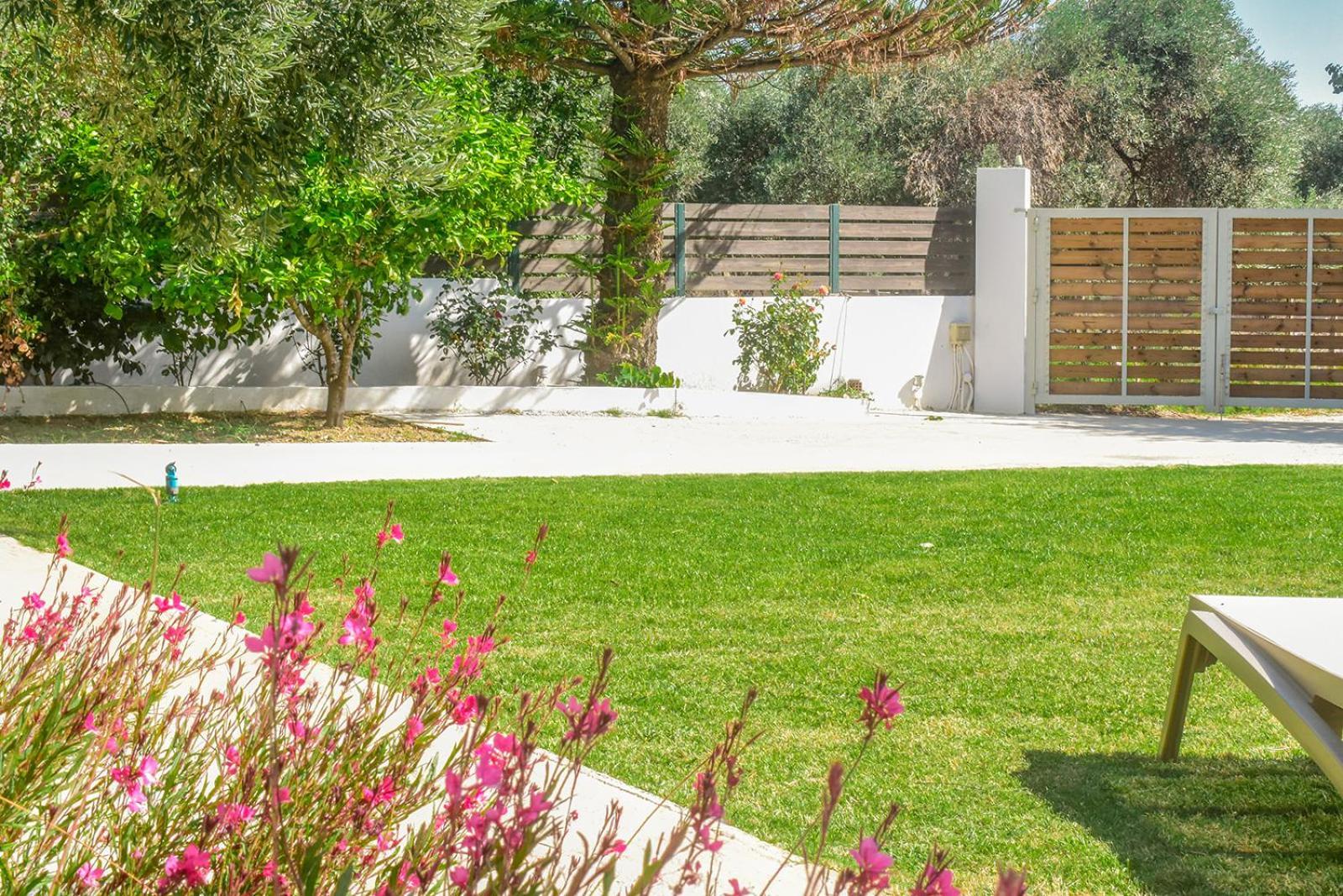 Ktima Holiday House Skiathos Town Exterior photo