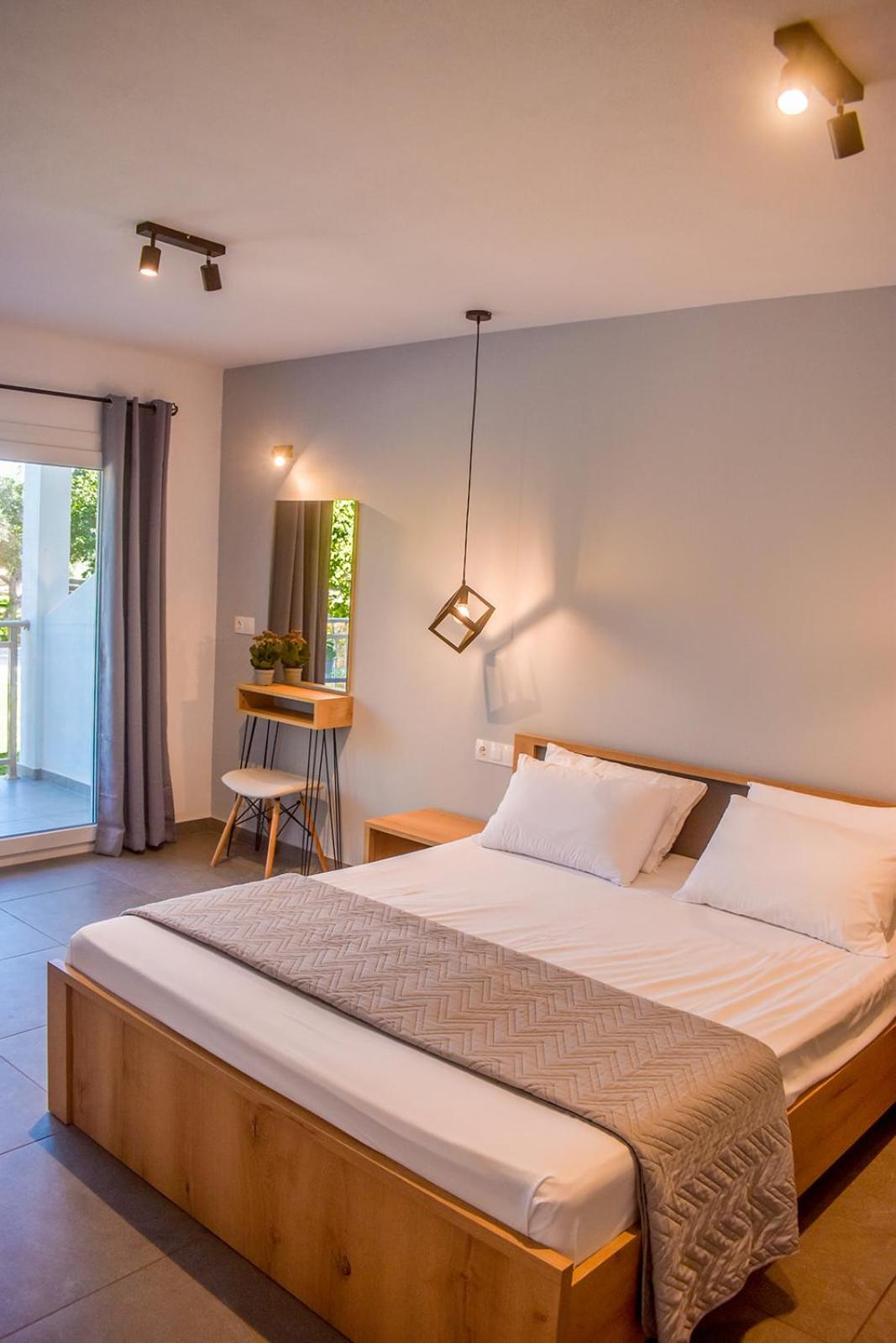 Ktima Holiday House Skiathos Town Exterior photo